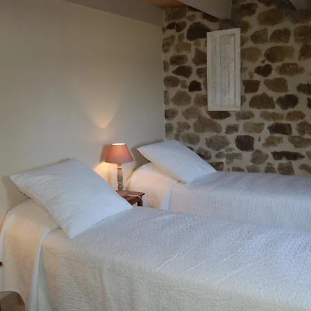 Rural Escoussenas Landhus *